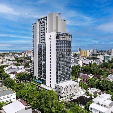 Hyatt Place Makassar Exterior photo
