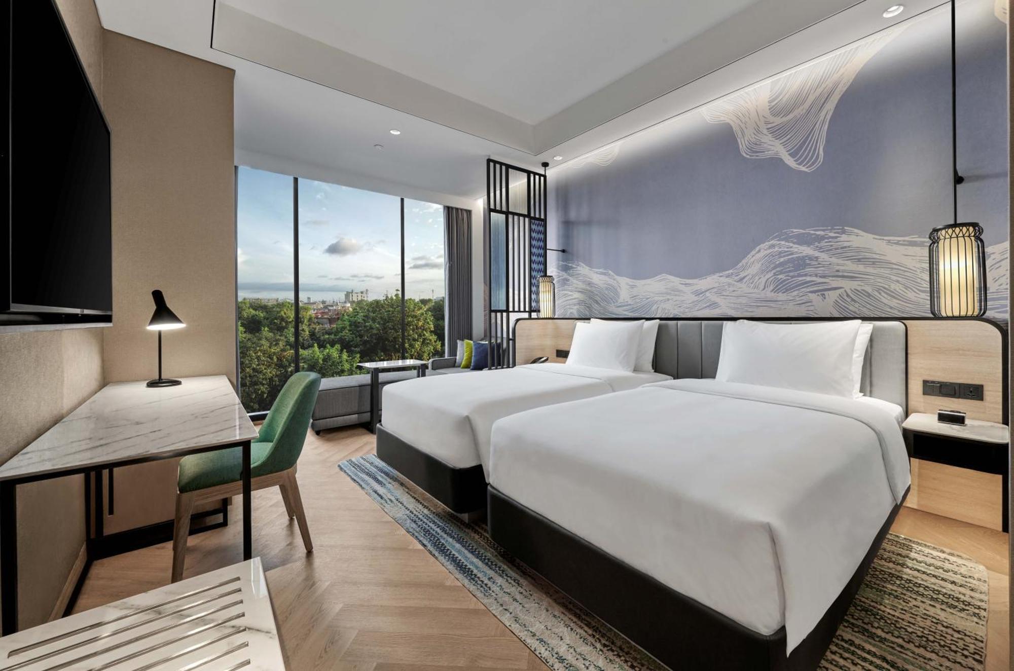 Hyatt Place Makassar Exterior photo