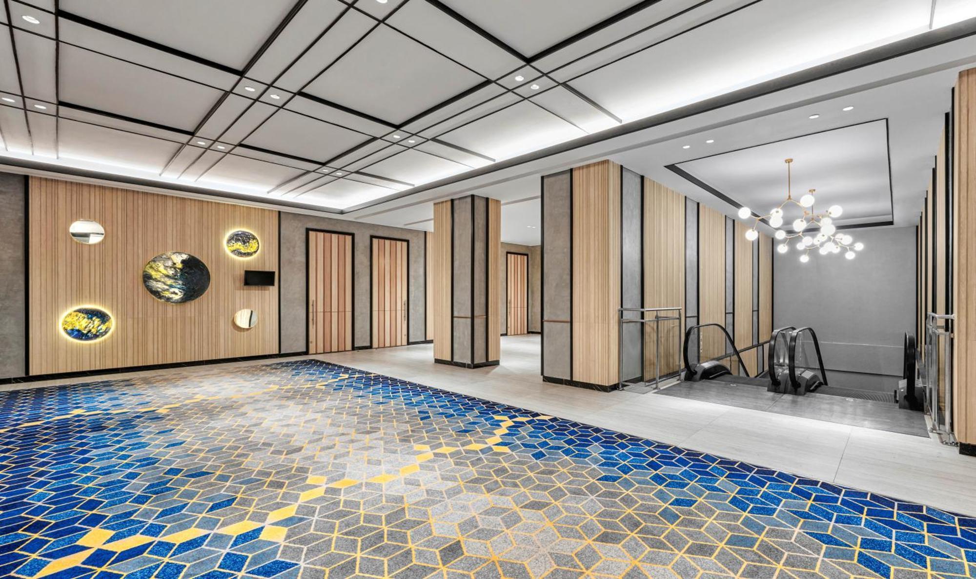 Hyatt Place Makassar Exterior photo