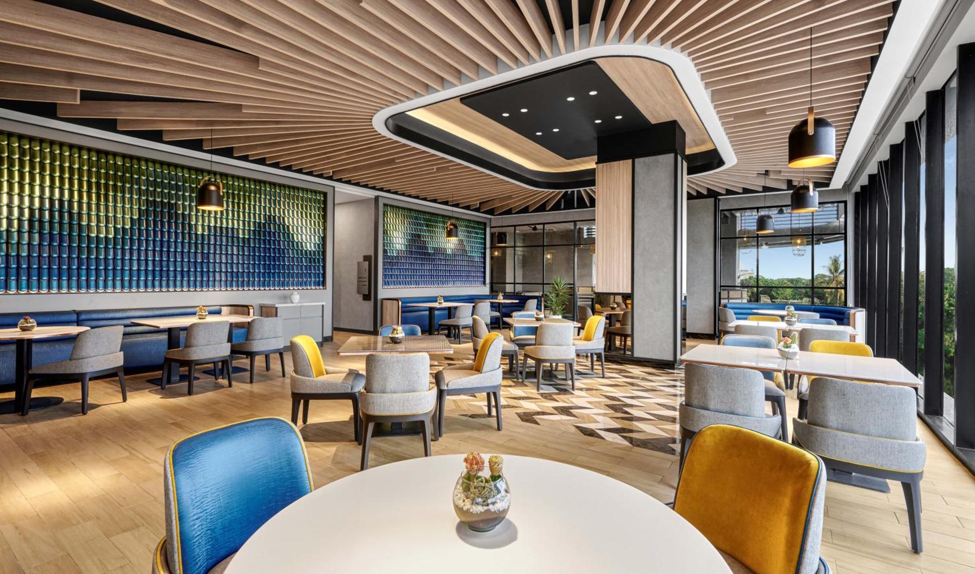 Hyatt Place Makassar Exterior photo