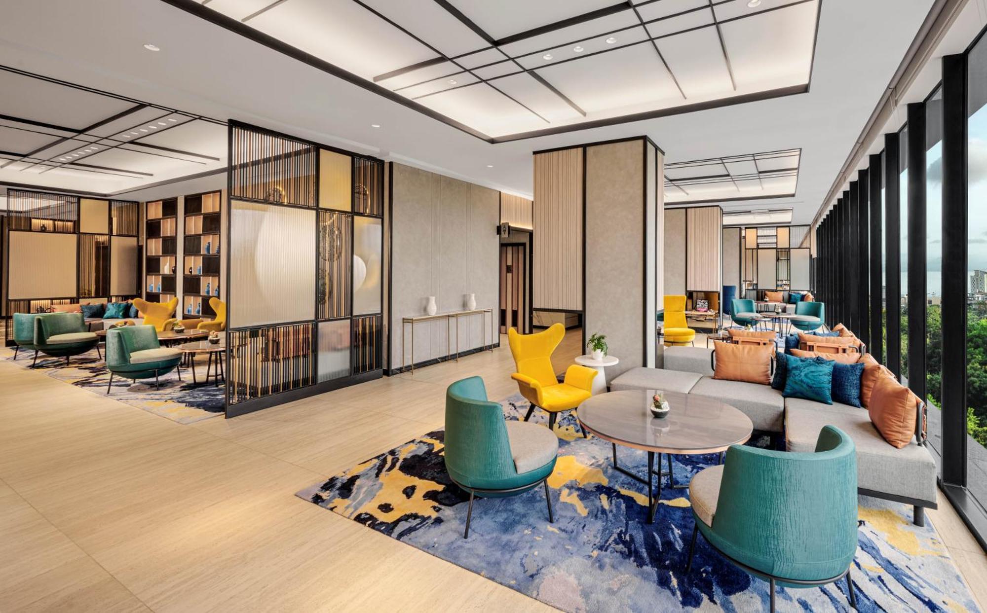 Hyatt Place Makassar Exterior photo